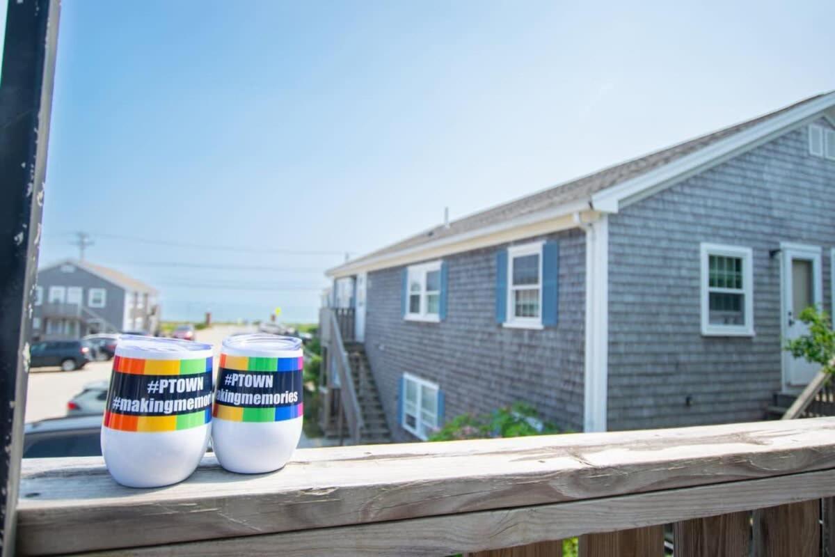 East End Condo Across From Assoc Beach Provincetown Extérieur photo