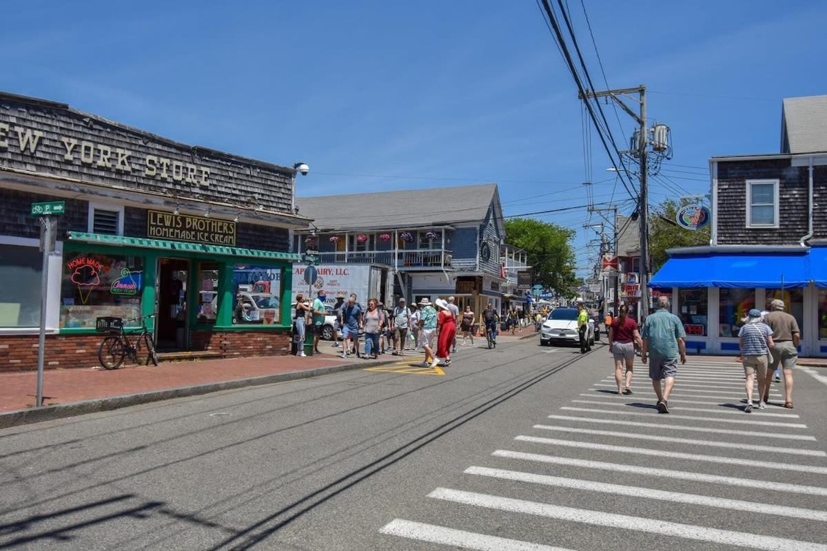 East End Condo Across From Assoc Beach Provincetown Extérieur photo